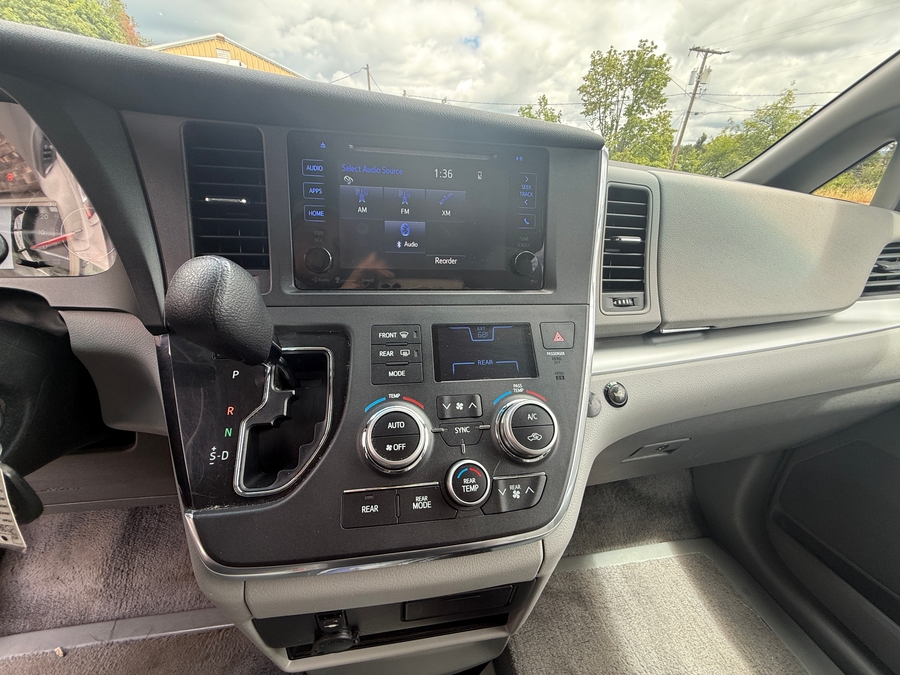 Used 2017 Toyota Sienna LE - VMI Side Entry Entry In Floor Automatic Ramp