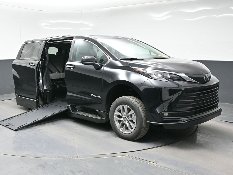 Black Toyota Sienna with Side Entry Automatic In Floor ramp