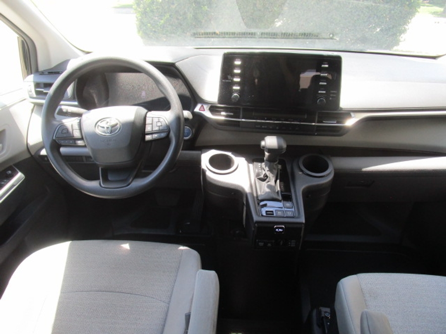 Used 2024 Toyota Sienna Hybrid LE Base - BraunAbility Side Entry Fold Out Automatic Ramp