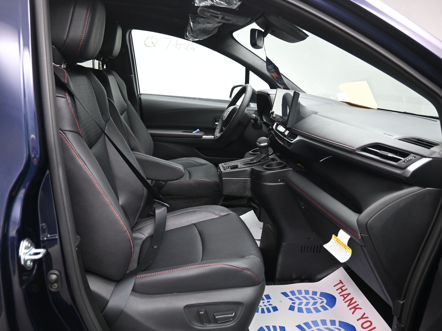 New 2026 Toyota Sienna Hybrid XSE Sport - BraunAbility Side Entry In Floor Automatic Ramp