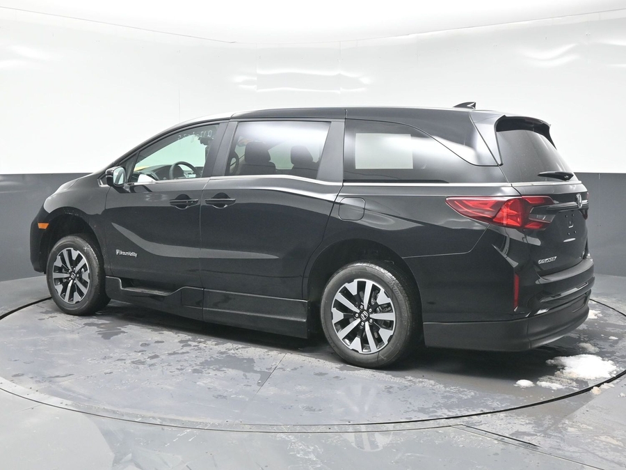 New 2026 Honda Odyssey EX-L - BraunAbility Side Entry Entry In Floor Automatic Ramp