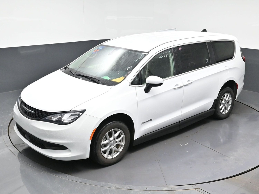 Used 2022 Chrysler Voyager LX - BraunAbility Side Entry Entry Fold Out Manual Ramp