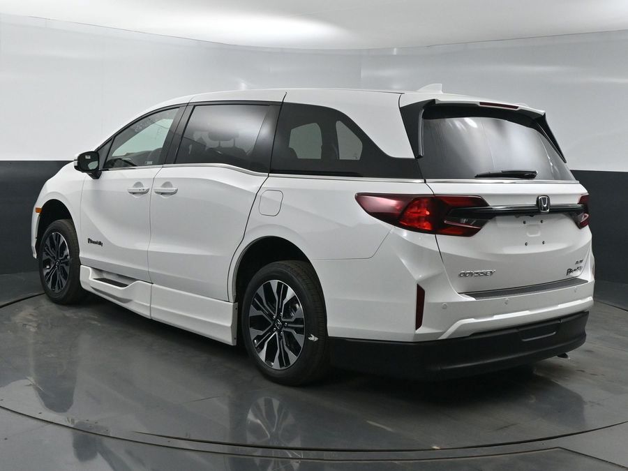 New 2025 Honda Odyssey Elite - BraunAbility Side Entry Entry In Floor Automatic Ramp