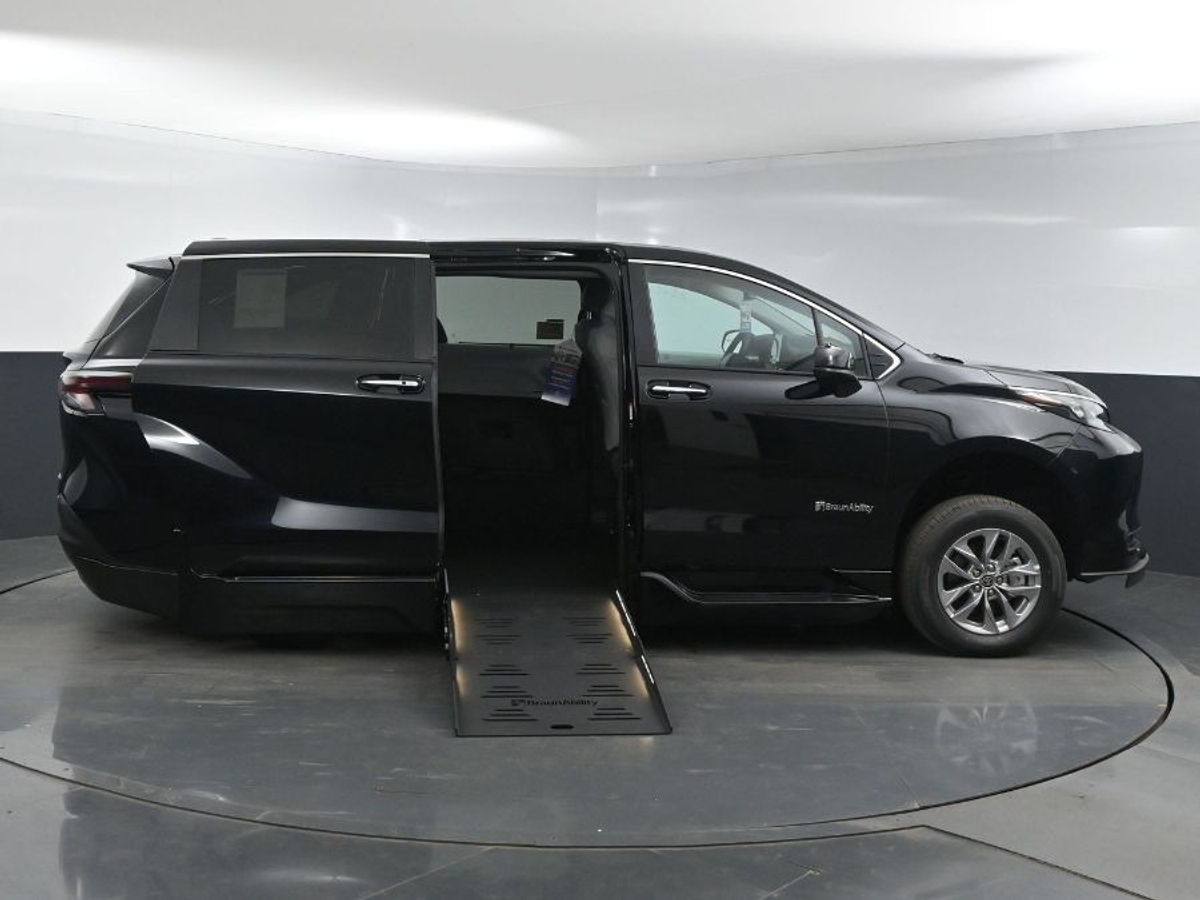 Black Toyota Sienna with Side Entry Automatic Fold Out ramp