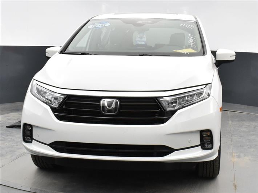 New 2026 Honda Odyssey Touring - BraunAbility Side Entry In Floor Automatic Ramp