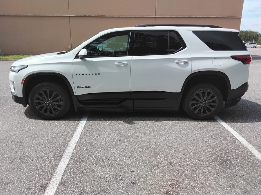 2022 Chevrolet Traverse RS - Photo 6