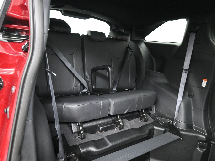 New 2025 Toyota Sienna Hybrid XSE Sport - BraunAbility Side Entry Entry Fold Out Automatic Ramp