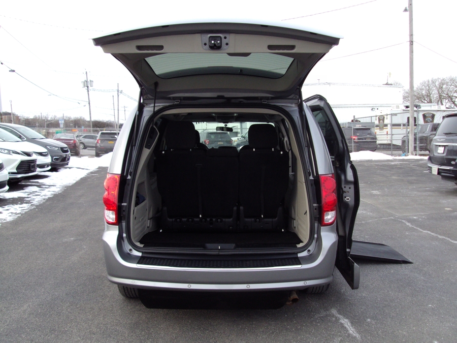 Used 2015 Dodge Grand Caravan SXT - VMI Side Entry Entry In Floor Automatic Ramp