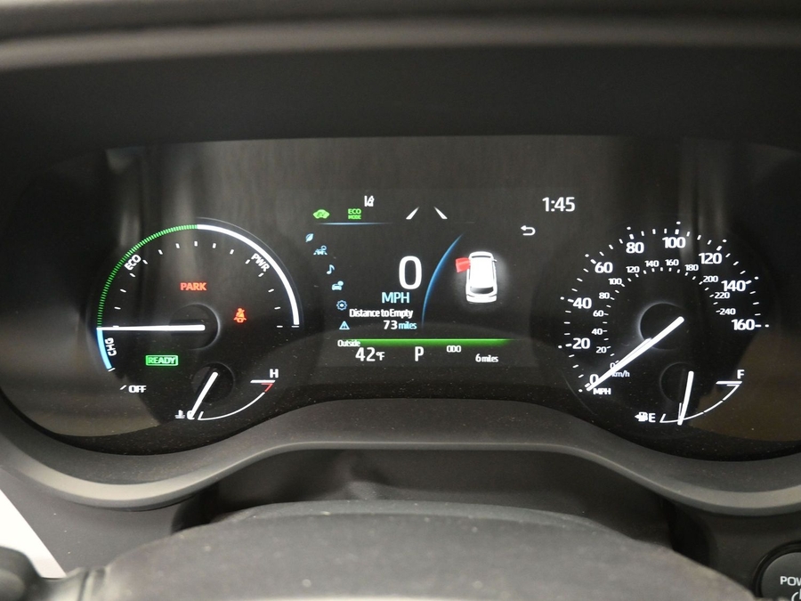 Black Toyota Sienna image number 15