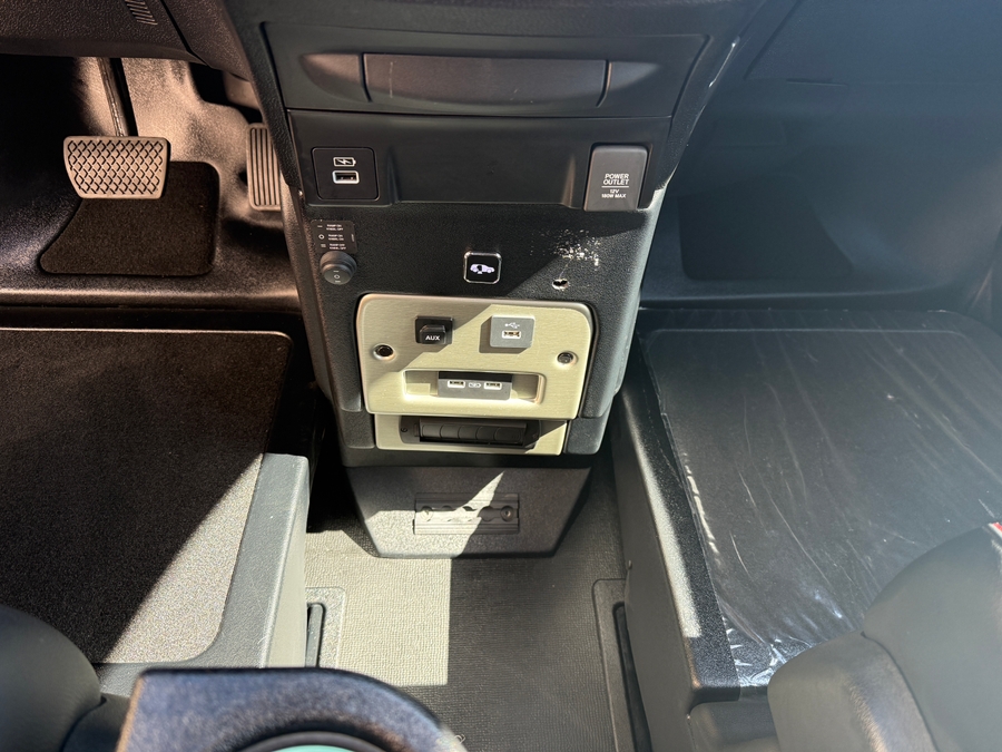 Used 2024 Honda Odyssey Sport - BraunAbility Side Entry Entry In Floor Automatic Ramp