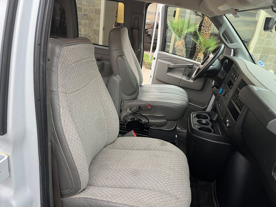 Used 2017 Chevrolet Express LT 3500 - OTH Side Entry Entry Lift Automatic Ramp