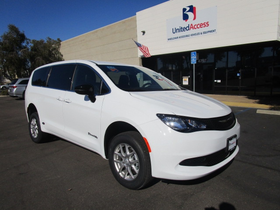 New 2025 Chrysler Voyager LX - BraunAbility Commercial Rear Entry Entry Fold Out Manual Ramp