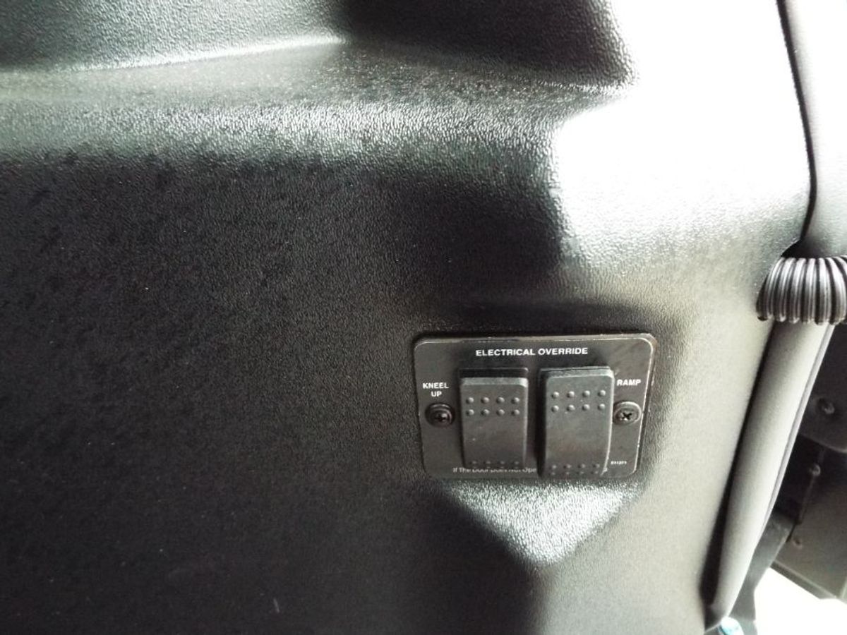 2024 TOYOTA SIENNA - Image 27