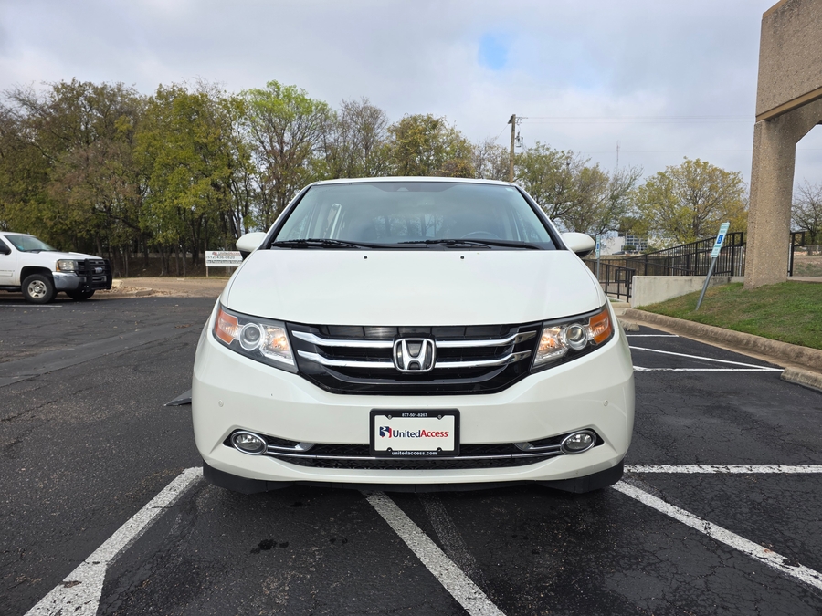 Used 2014 Honda Odyssey Touring - VMI Side Entry Entry In Floor Automatic Ramp