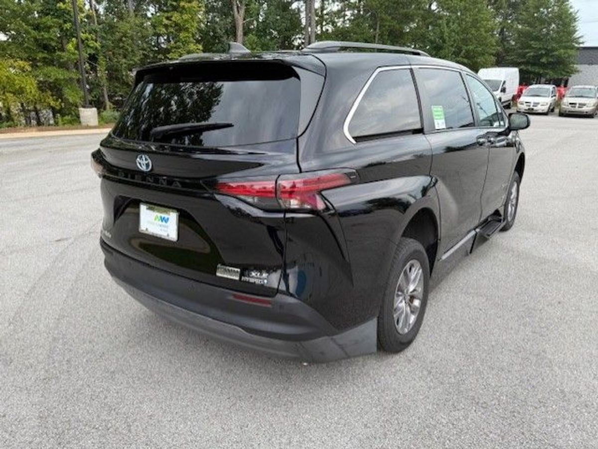 2021 TOYOTA SIENNA - Image 14