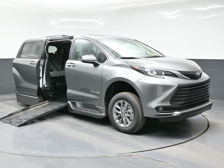 Grey Toyota Sienna with Side Entry Automatic Fold Out ramp