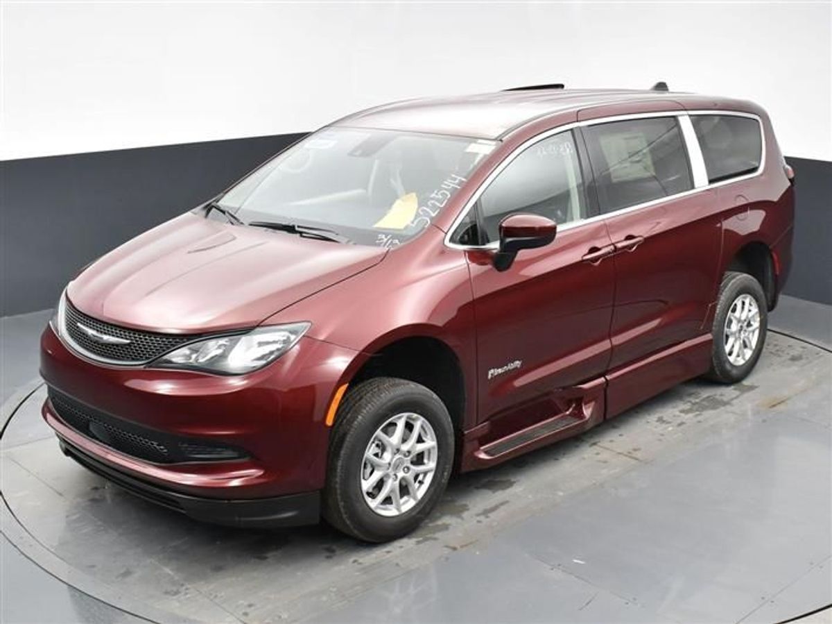 2023 CHRYSLER VOYAGER - Image 4