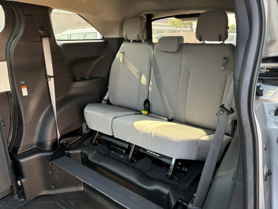 Used 2025 Toyota Sienna Hybrid LE - BraunAbility Side Entry Fold Out Automatic Ramp