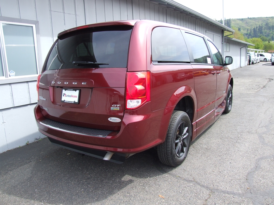 Used 2019 Dodge Grand Caravan GT - BraunAbility Side Entry Entry Fold Out Automatic Ramp