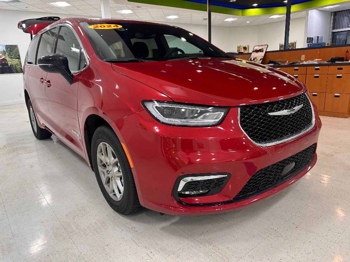 2024 CHRYSLER PACIFICA - Image 2