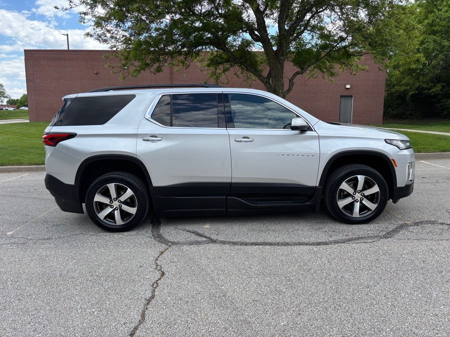 Used 2022 Chevrolet Traverse 3LT - BraunAbility Side Entry Entry In Floor Automatic Ramp