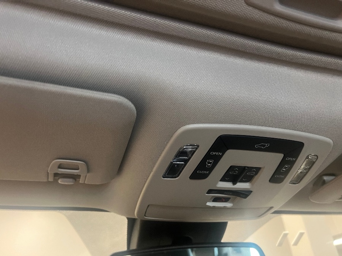 2024 TOYOTA SIENNA - Image 14