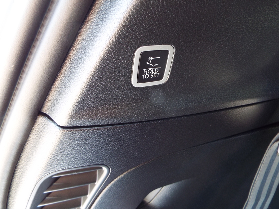 2027 Chrysler Voyager LX - Photo 26