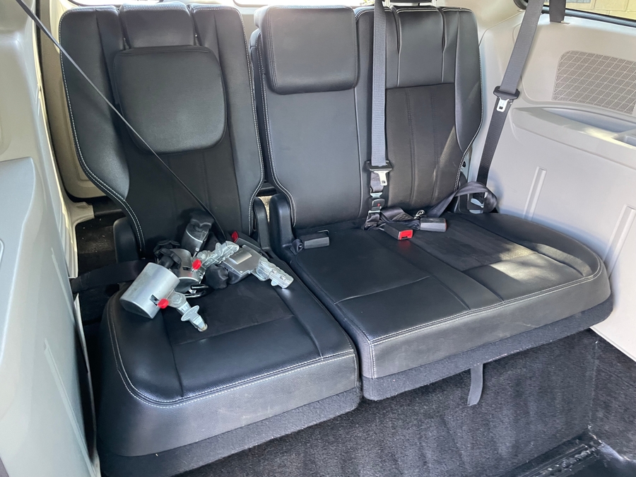 Used 2019 Dodge Grand Caravan SXT - VMI Side Entry Fold Out Automatic Ramp