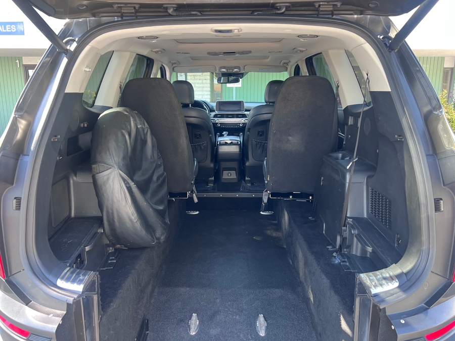 Used 2020 Kia Telluride SX - Freedom Rear Entry Fold Out Automatic Ramp