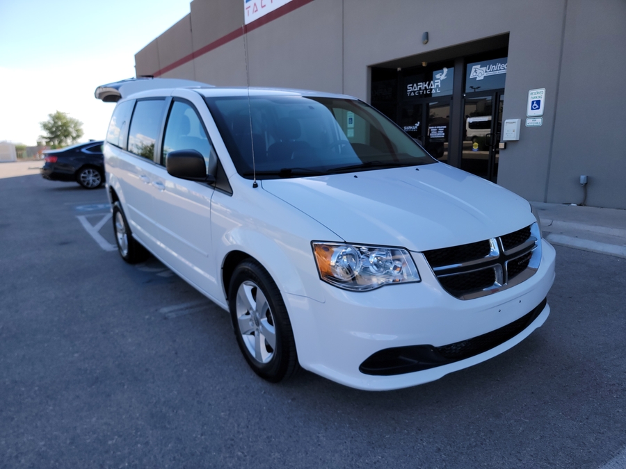 Used 2017 Dodge Grand Caravan SE - Manufacturer Rear Entry Entry Fold Out Manual Ramp