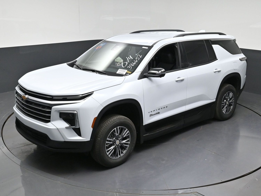 New 2026 Chevrolet Traverse 1LT - BraunAbility Side Entry In Floor Automatic Ramp