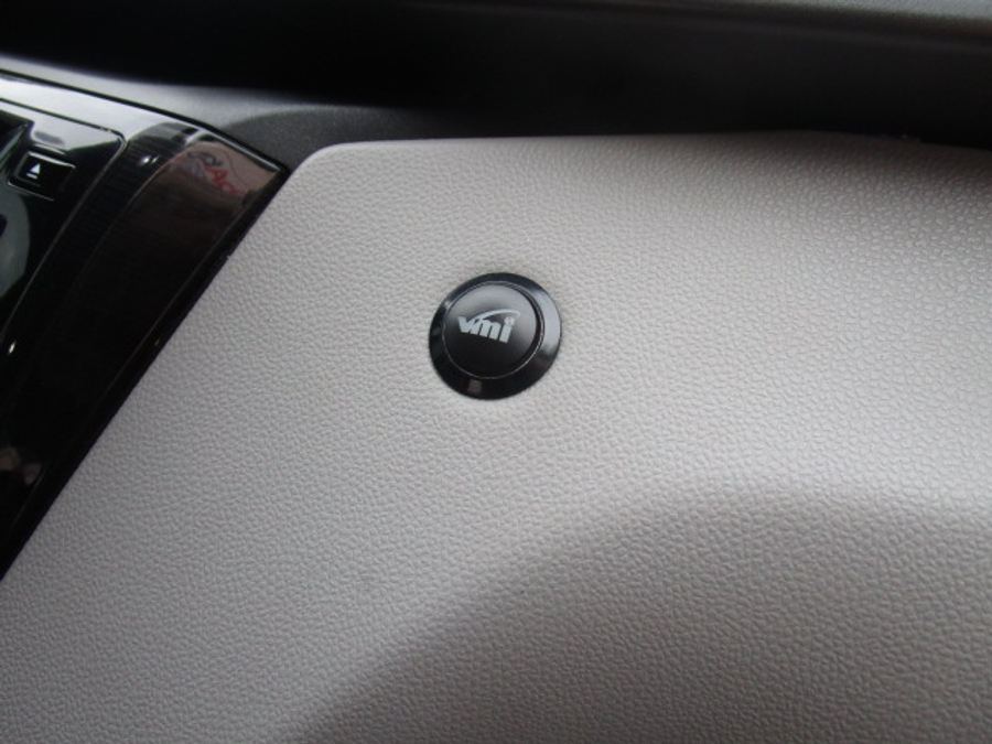 Used 2015 Honda Odyssey Touring Elite - VMI Side Entry Entry In Floor Automatic Ramp