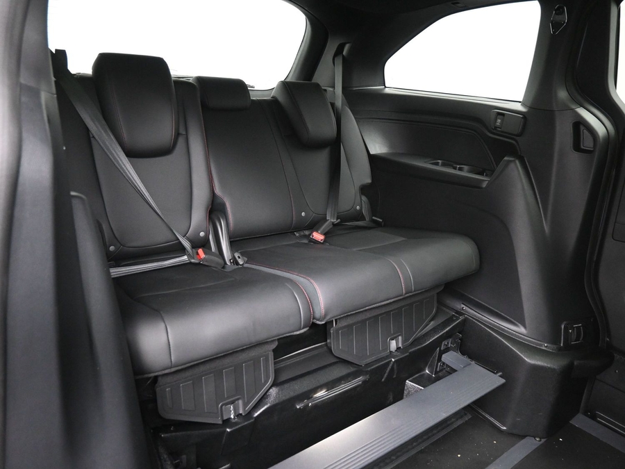 New 2026 Honda Odyssey Sport - BraunAbility Side Entry Entry In Floor Automatic Ramp