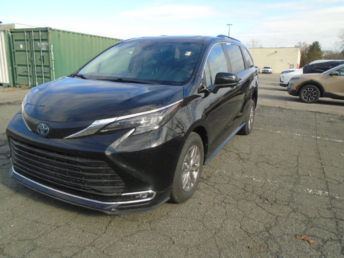 2024 TOYOTA SIENNA - Image 14