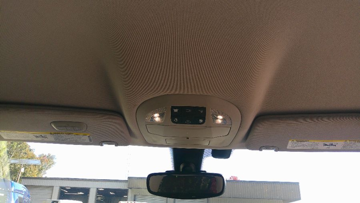 Grey Chrysler Pacifica image number 12