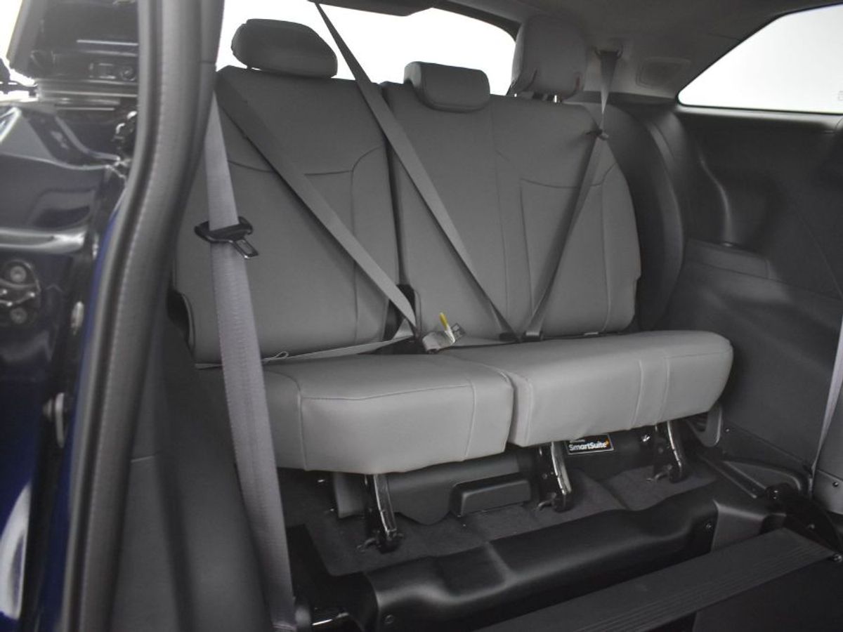 2025 TOYOTA SIENNA - Image 3