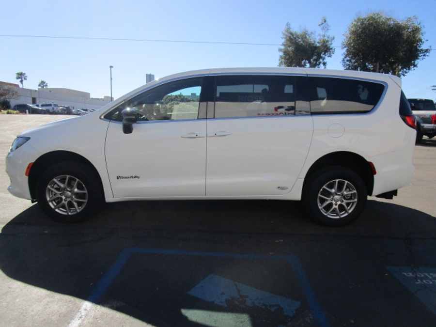 New 2025 Chrysler Voyager LX - BraunAbility Commercial Rear Entry Entry Fold Out Manual Ramp