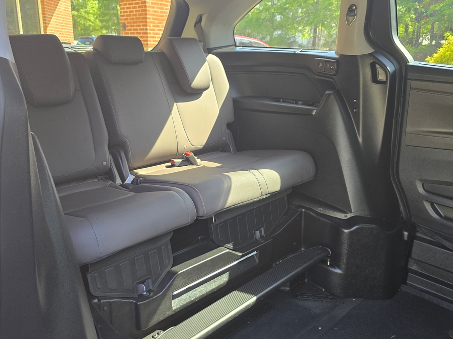 2022 Honda Odyssey Touring - Photo 16