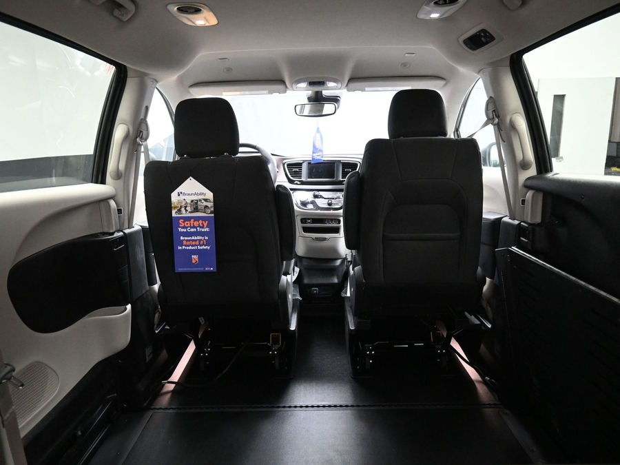 Used 2023 Chrysler Voyager LX - BraunAbility Side Entry Fold Out Automatic Ramp