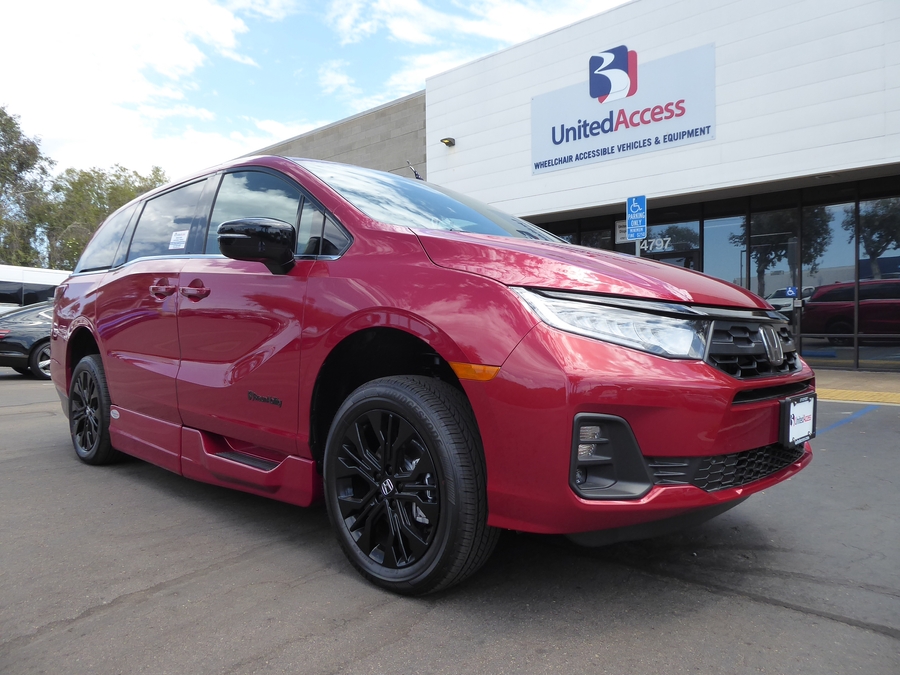 New 2026 Honda Odyssey Sport - BraunAbility Side Entry In Floor Automatic Ramp
