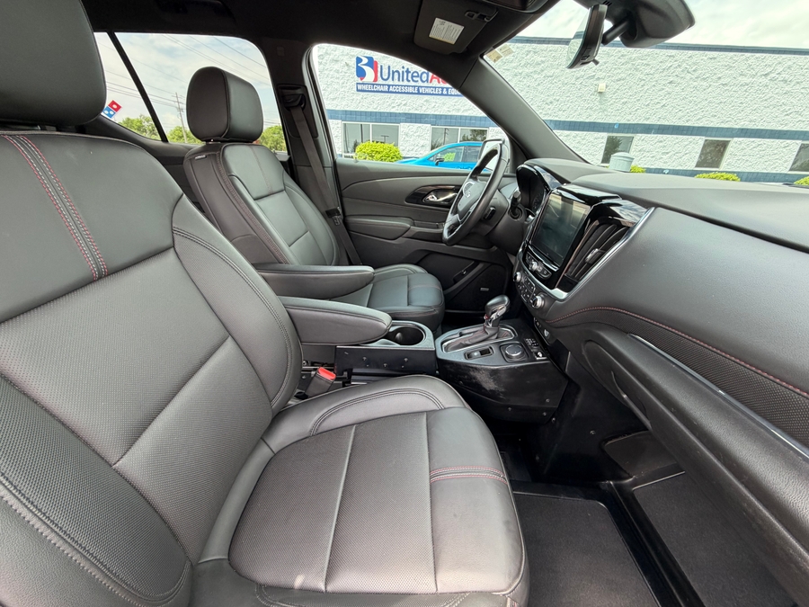 Used 2022 Chevrolet Traverse RS - BraunAbility Side Entry Entry In Floor Automatic Ramp
