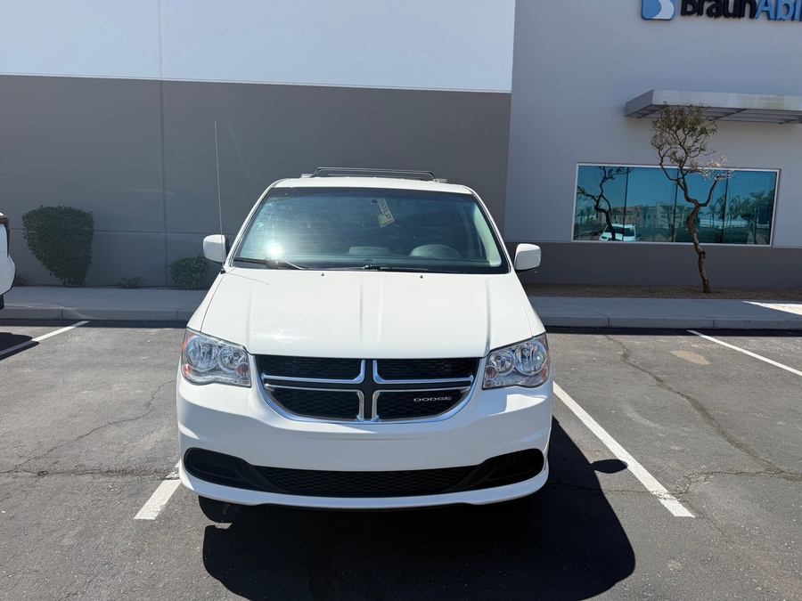 Used 2012 Dodge Grand Caravan SXT - VMI Side Entry In Floor Automatic Ramp