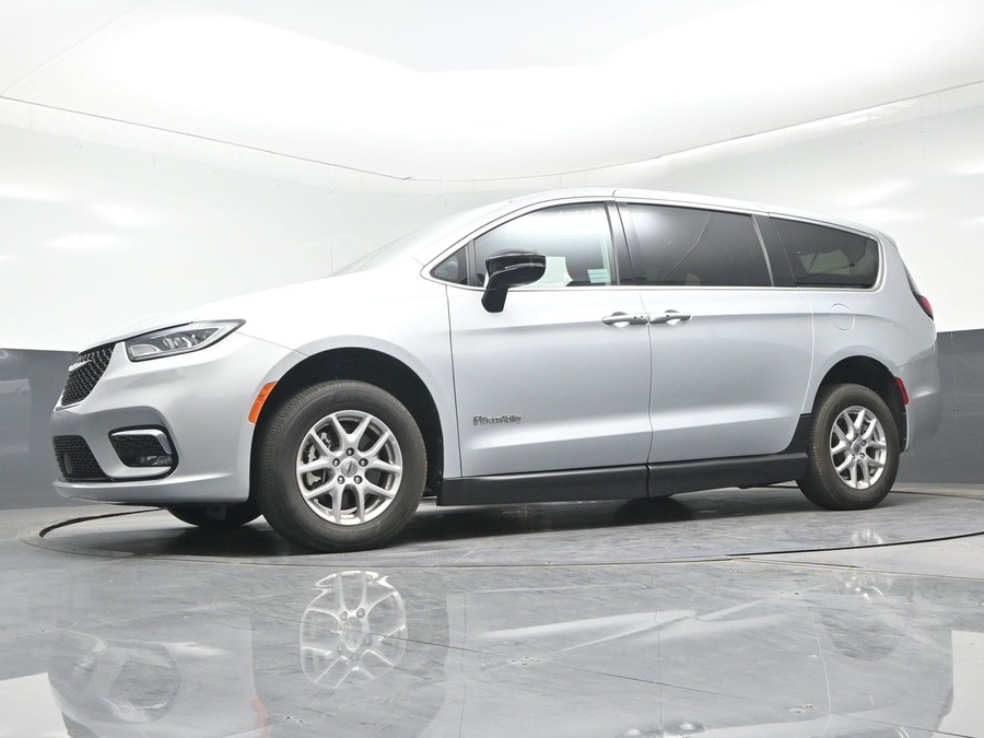 Used 2024 Chrysler Pacifica Touring L - BraunAbility Side Entry Fold Out Manual Ramp