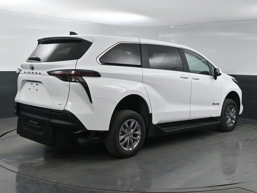 New 2025 Toyota Sienna Hybrid LE - BraunAbility Commercial Rear Entry Entry Fold Out Manual Ramp