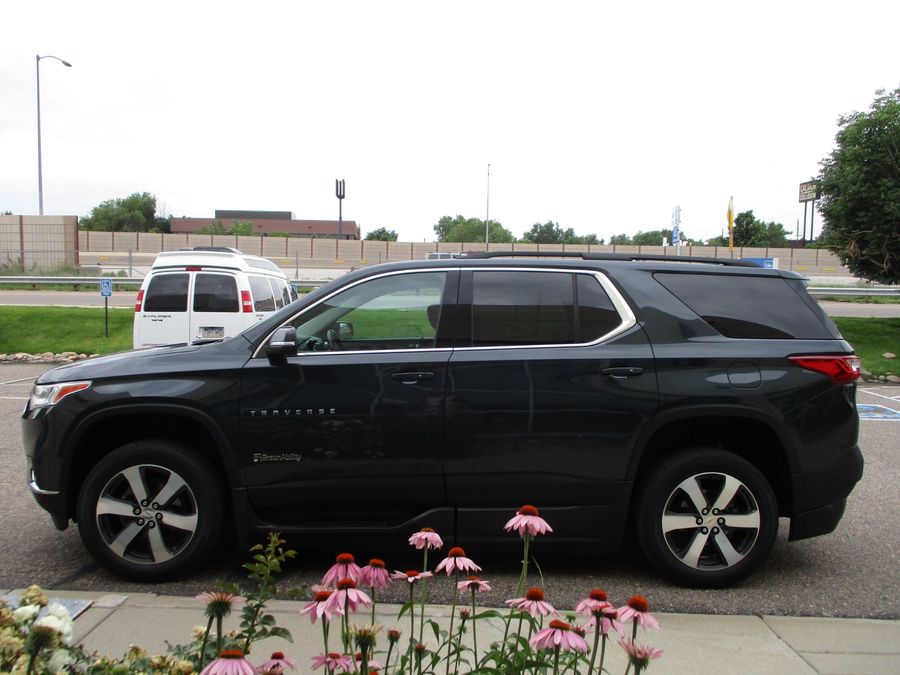 Used 2021 CHEVROLET TRAVERSE 3LT - BraunAbility Side Entry Entry In Floor Automatic Ramp