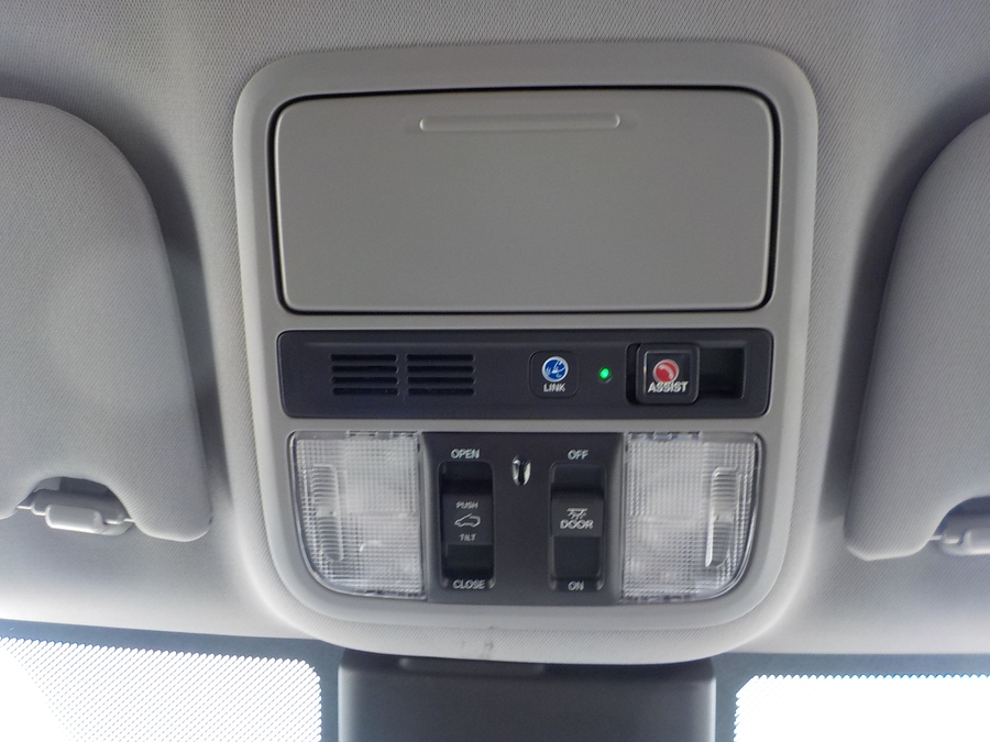 Grey Honda Odyssey image number 15