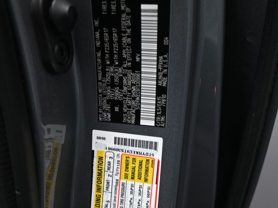 2026 Toyota Sienna XLE - Photo 8