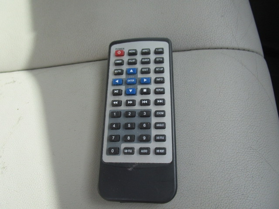 Used 2014 Toyota Sienna XLE - BraunAbility Side Entry Fold Out Automatic Ramp