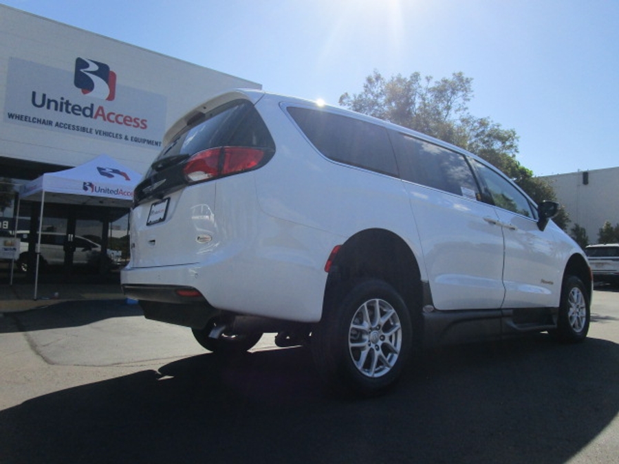 New 2025 Chrysler Voyager LX - BraunAbility Commercial Side Entry Entry Fold Out Manual Ramp