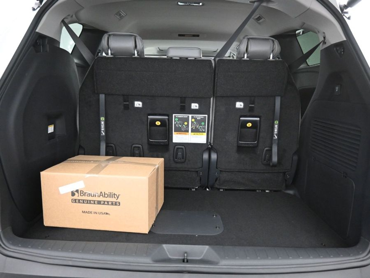 2025 TOYOTA SIENNA - Image 16